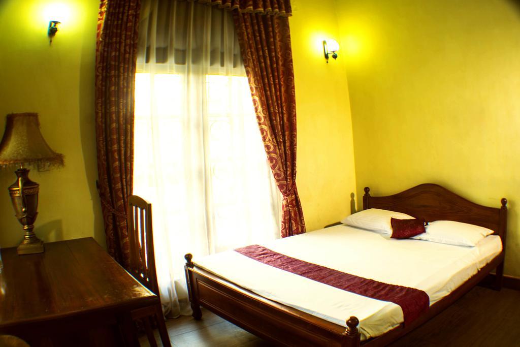 Malwatta Pilgrims Rest Hotell Kandy Exteriör bild