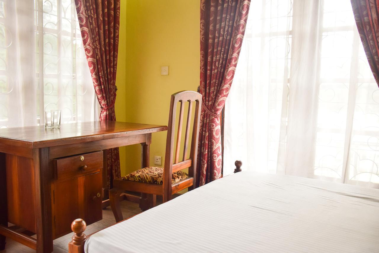 Malwatta Pilgrims Rest Hotell Kandy Exteriör bild